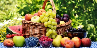 Comer y beber frutas